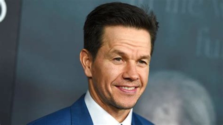Mark Wahlberg Biography, Age, Height, Wife, Net Worth, Family