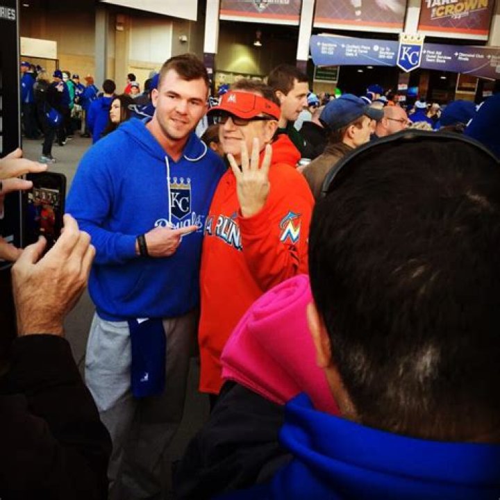 Marlins Man Biography, Age, Height, Wife, Net Worth, Family