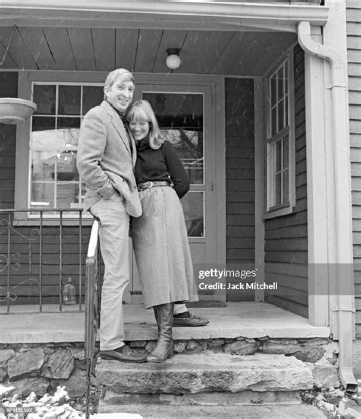 Martha Ruggles Bernhard Updike Biography, Age, Height, Wife, Net Worth and Family