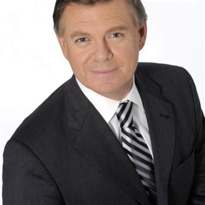 Martin Savidge Biography, Age, Height, Wife, Net Worth, Family