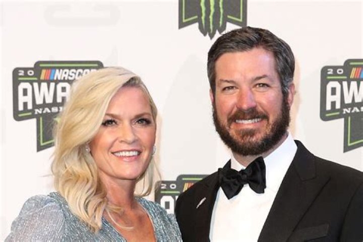 Martin Truex Jr. Biography, Age, Height, Wife, Net Worth, Family