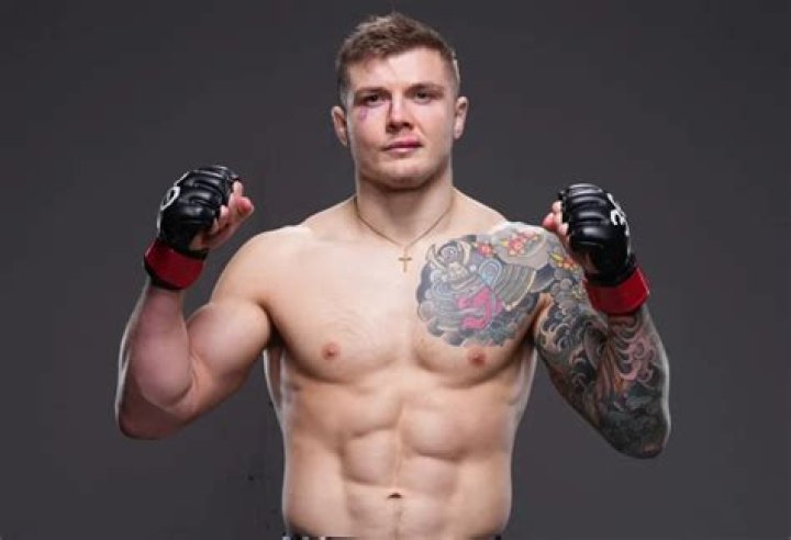 Marvin Vettori Biography, Age, Height, Wife, Net Worth, Family