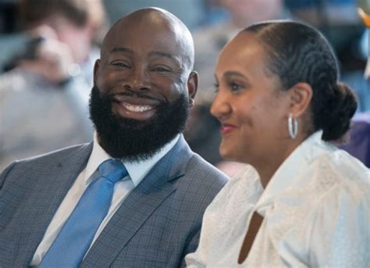 Maurice Carthon Biography, Age, Height, Wife, Net Worth, Family