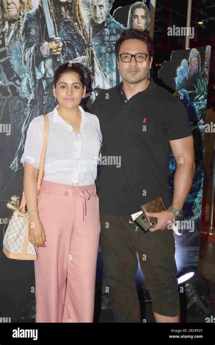 Mohammed Iqbal Khan Biography, Age, Height, Wife, Net Worth, Family