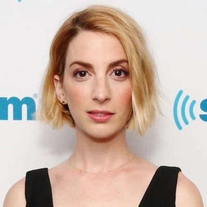 Molly Bernard Biography, Age, Height, Husband, Net Worth, Family