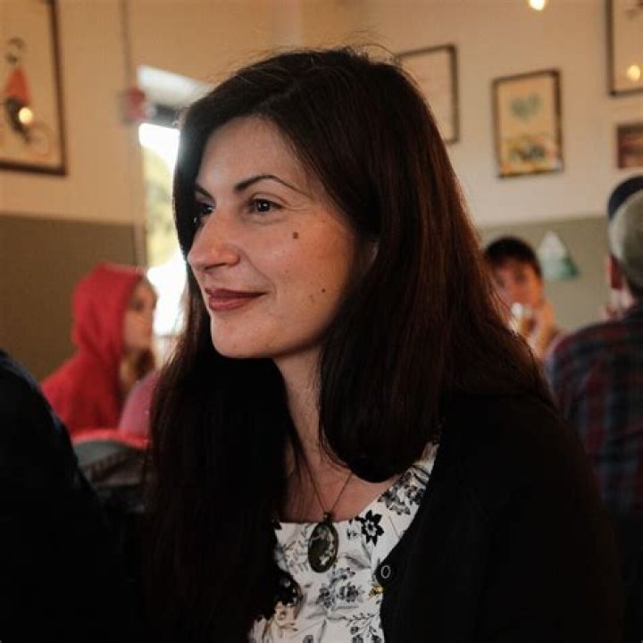 Mona Awad Biography, Age, Height, Husband, Net Worth, Family