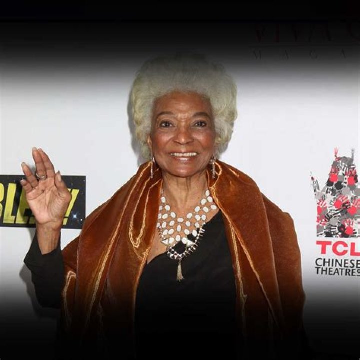 Nichelle Nichols Biography, Age, Height, Husband, Net Worth, Family