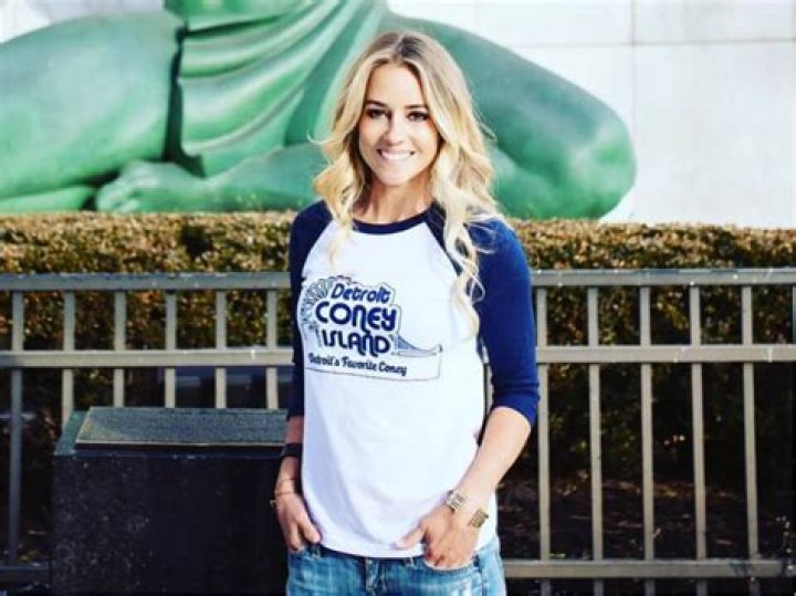 Nicole Curtis Biography, Age, Height, Husband, Net Worth, Family