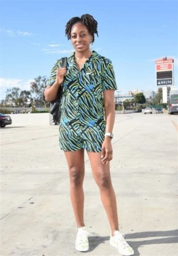 Nneka Ogwumike Biography, Age, Height, Husband, Net Worth, Family