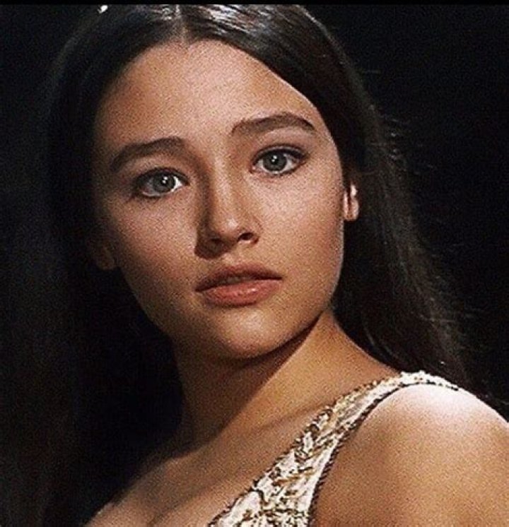 Olivia Hussey Biography, Age, Height, Husband, Net Worth, Family