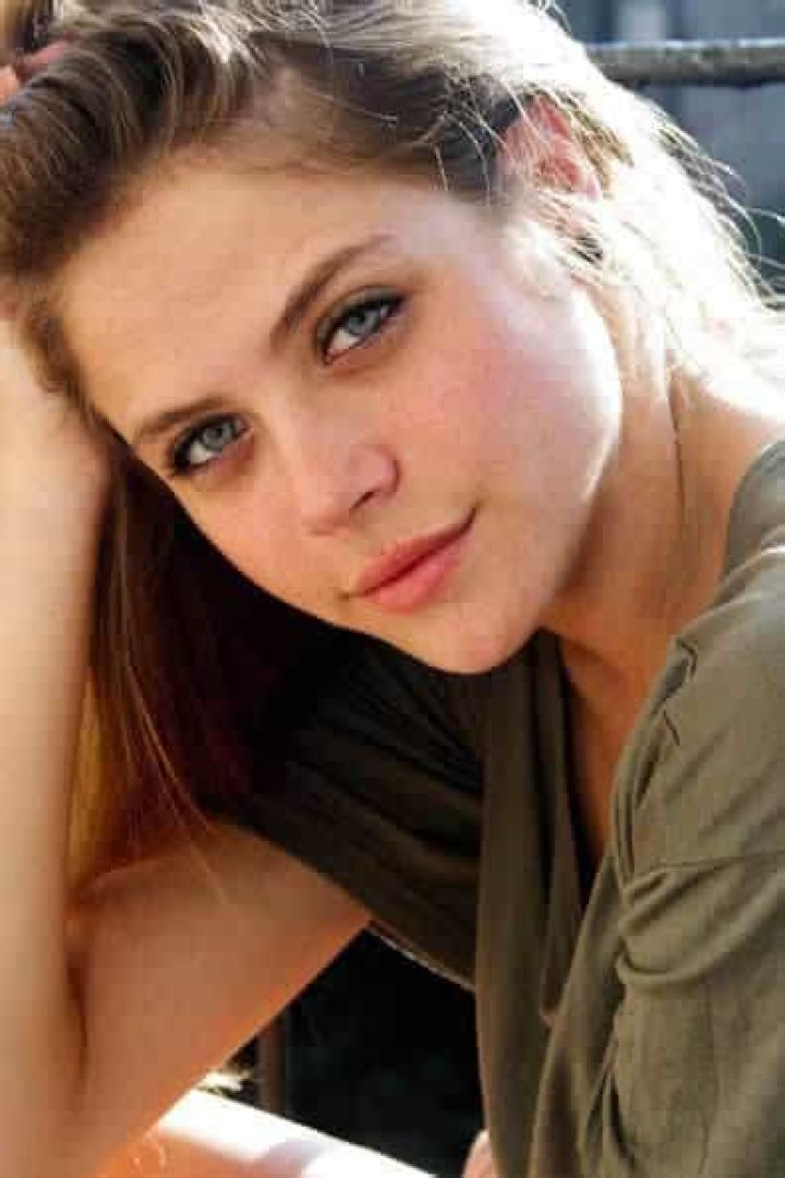 Olivia Luccardi biografía, edad, altura, esposa, net worth, familia