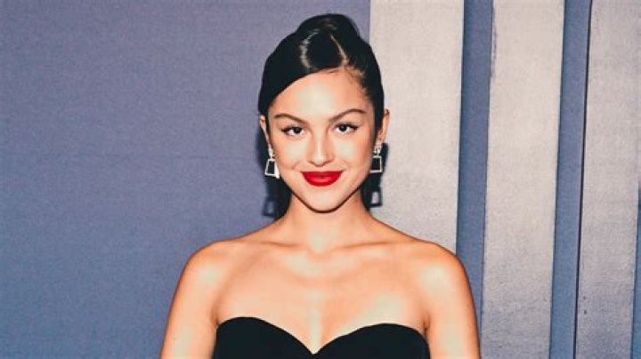 Olivia Rodrigo Biography, Age, Height, Husband, Net Worth, Family