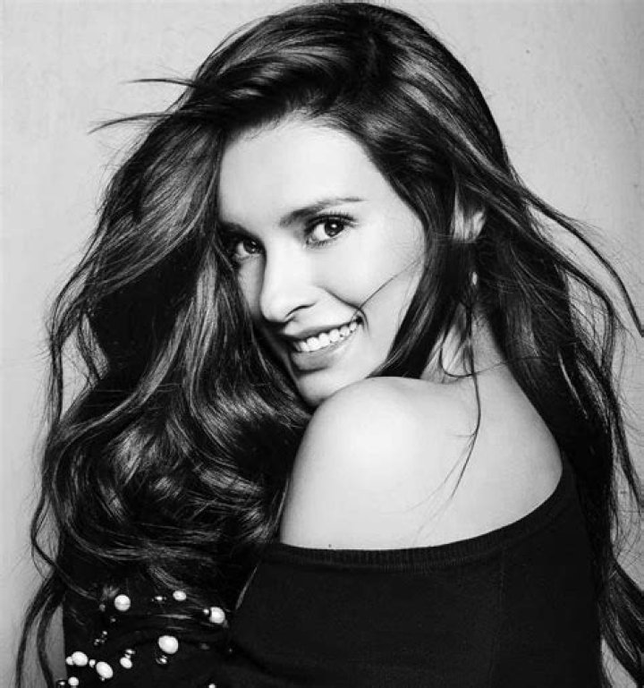 Paola Rey biografía, edad, altura, esposa, net worth, familia