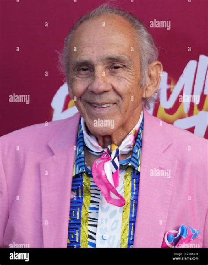 Pepe Serna Biography, Age, Height, Wife, Net Worth, Family
