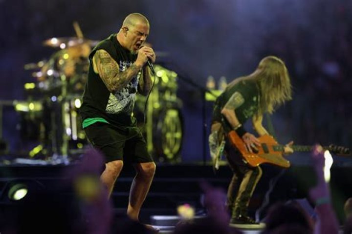 Phil Anselmo Biography, Age, Height, Wife, Net Worth, Family