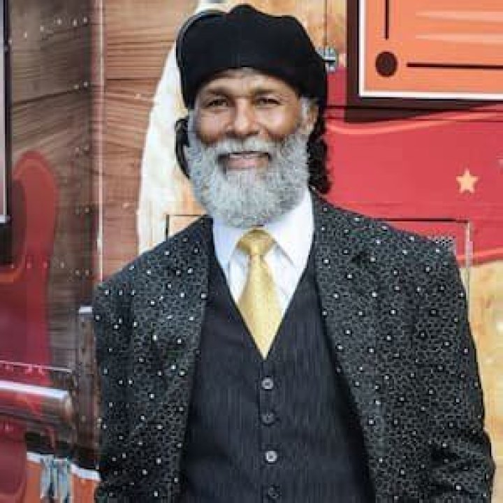 Philip Michael Thomas Biography, Age, Height, Wife, Net Worth, Family