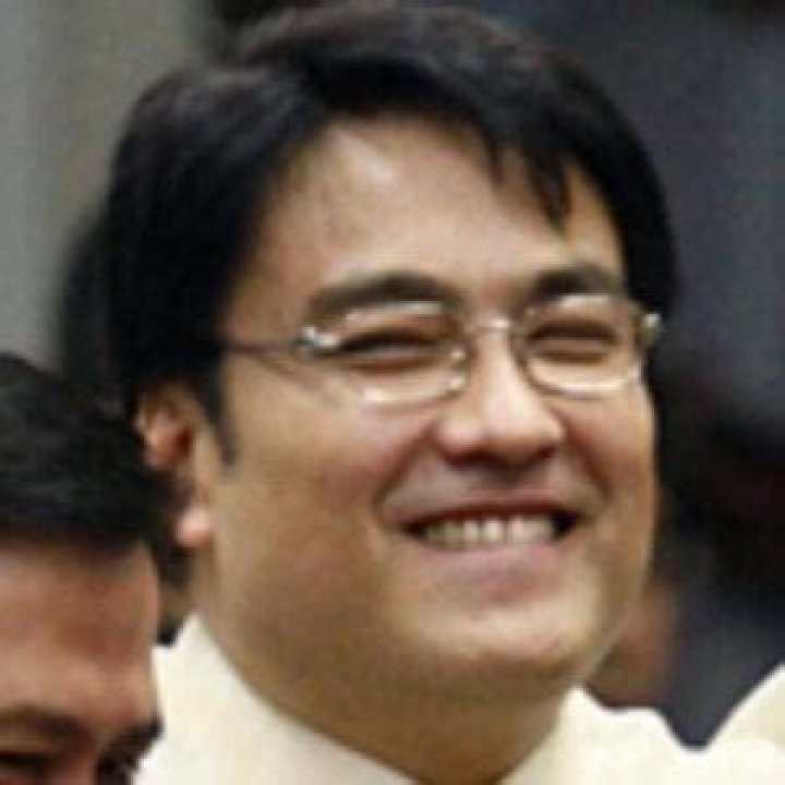Ramon 'Bong' Revilla Jr. Biography, Age, Height, Wife, Net Worth, Family