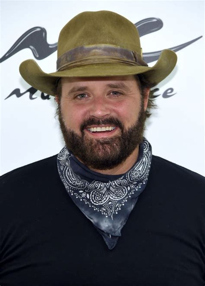 Randy Houser Biography, Age, Height, Wife, Net Worth, Family