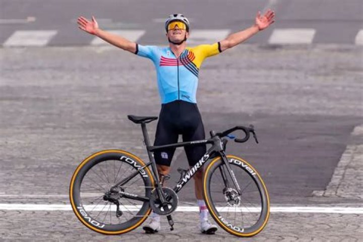 Remco Evenepoel Biography, Age, Height, Wife, Net Worth, Family