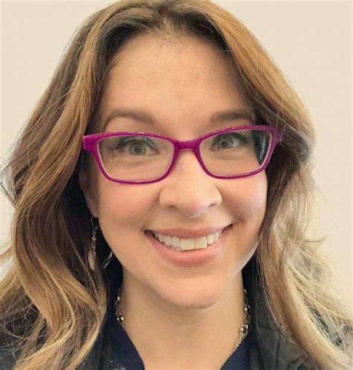 Rene Gonzales Biography, Age, Height, Wife, Net Worth, Family