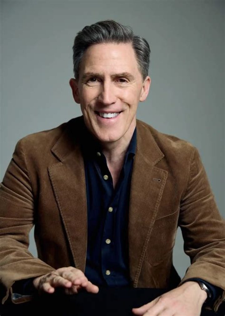 Rob Brydon Biography, Age, Height, Wife, Net Worth, Family