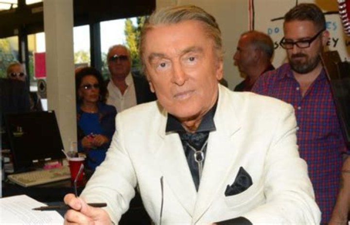 Robert Evans Biography, Age, Height, Wife, Net Worth, Family