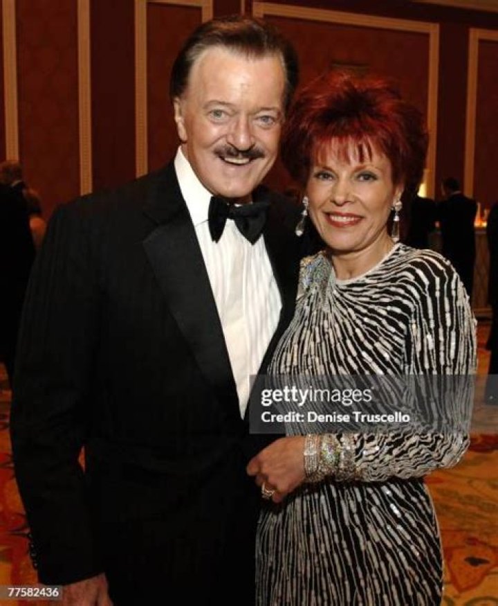 Robert Goulet Biography, Age, Height, Wife, Net Worth, Family