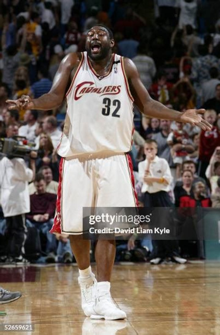 Robert Traylor biografía, edad, altura, esposo, net worth, familia