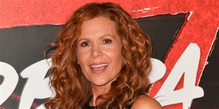 Robyn Biography, Age, Height, Husband, Net Worth, Family