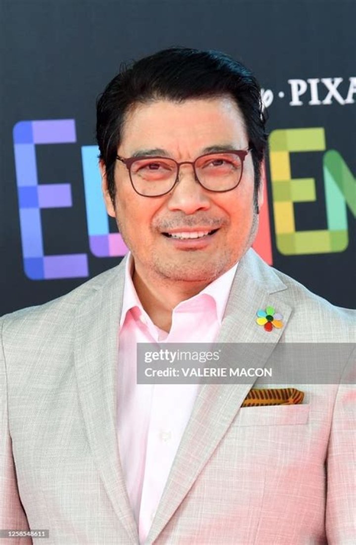 Ronnie del Carmen Biography, Age, Height, Wife, Net Worth, Family