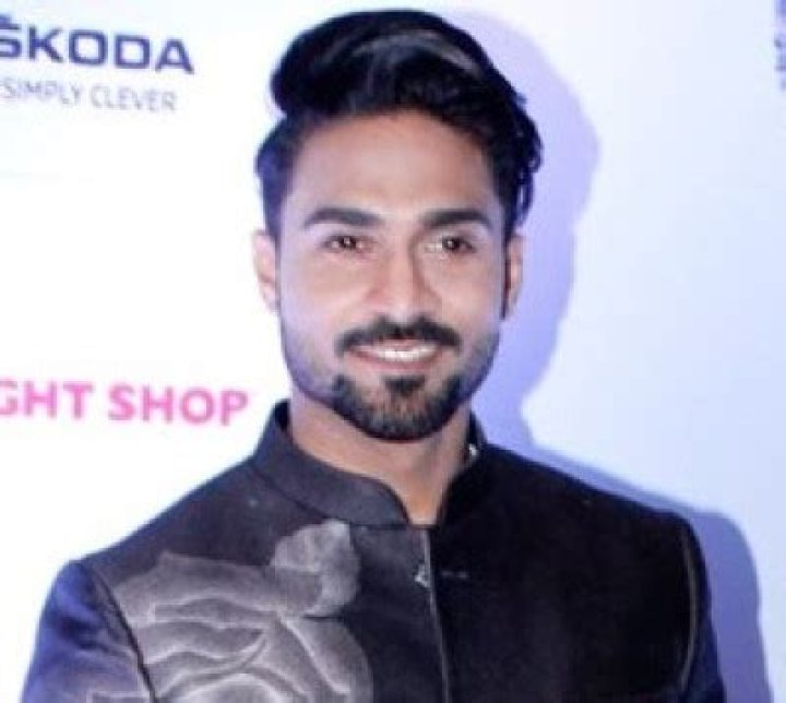 Salman Yusuff Khan Biography, Age, Height, Wife, Net Worth, Family