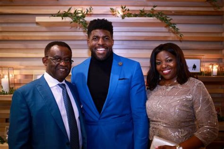 Sam Acho Biography, Age, Height, Wife, Net Worth, Family