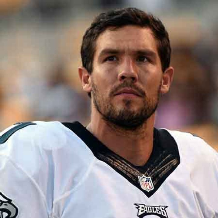 Sam Bradford Biography, Age, Height, Wife, Net Worth, Family
