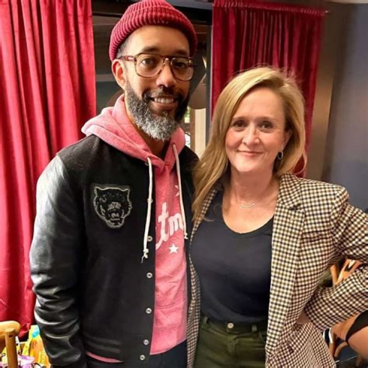 Samantha Bee Biography, Age, Height, Husband, Net Worth, Family