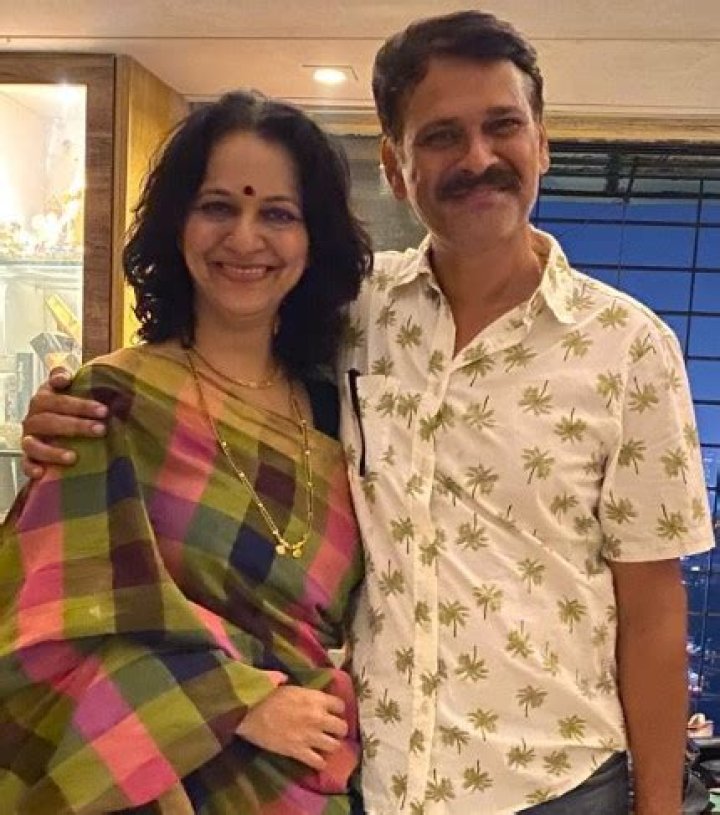 Sameer Dharmadhikari Biography, Age, Height, Wife, Net Worth, Family