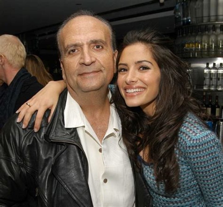 Sarah Shahi Biography, Age, Height, Husband, Net Worth, Family