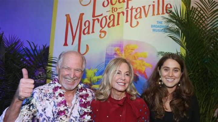 Savannah Buffett Biography, Age, Height, Husband, Net Worth, Family