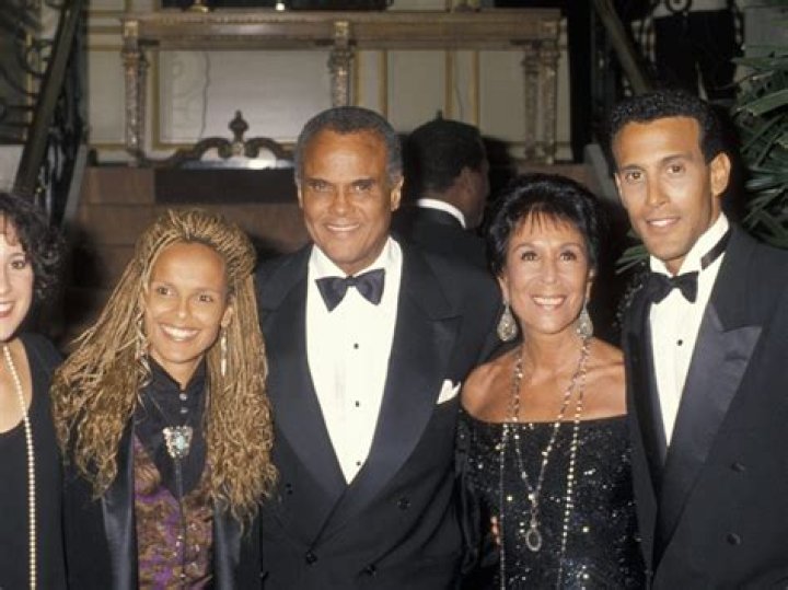 Shari Belafonte Biography, Age, Height, Husband, Net Worth, Family