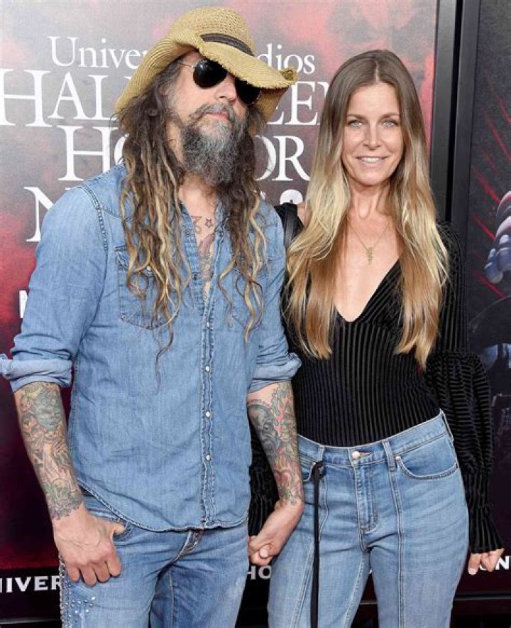 Sheri Moon Zombie biografía, edad, altura, esposa, net worth, familia