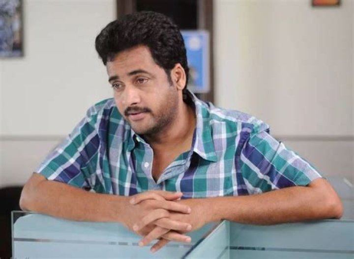 Shivaji Biography, Age, Height, Wife, Net Worth, Family