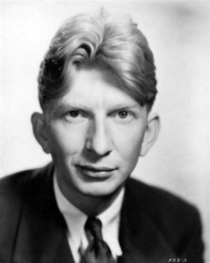 Sterling Holloway Biography, Age, Height, Wife, Net Worth, Family