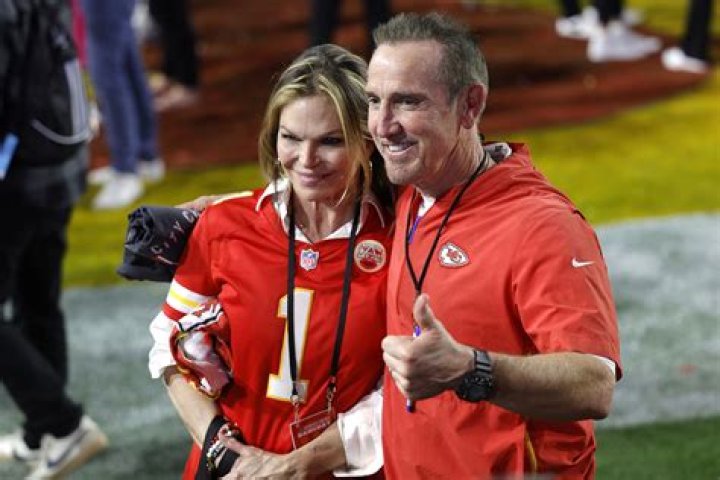 Steve Spagnuolo Biography, Age, Height, Wife, Net Worth, Family