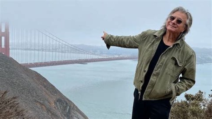 Steven Perry Biography, Age, Height, Wife, Net Worth, Family