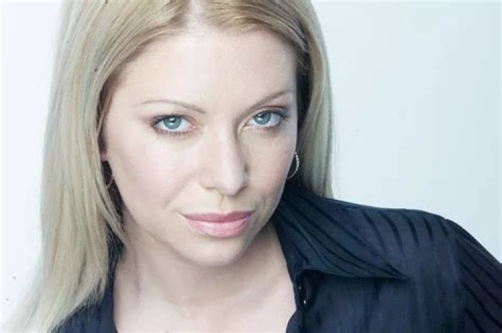 Suzannah Harvey Biography, Age, Height, Husband, Net Worth, Family