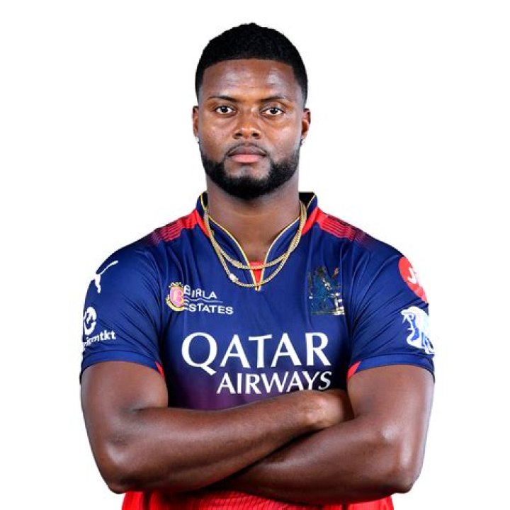 Swapnil Asnodkar Biography, Age, Height, Wife, Net Worth, Family