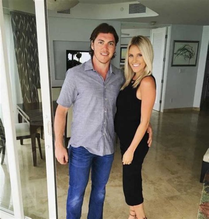 T. J. Oshie Biography, Age, Height, Wife, Net Worth, Family
