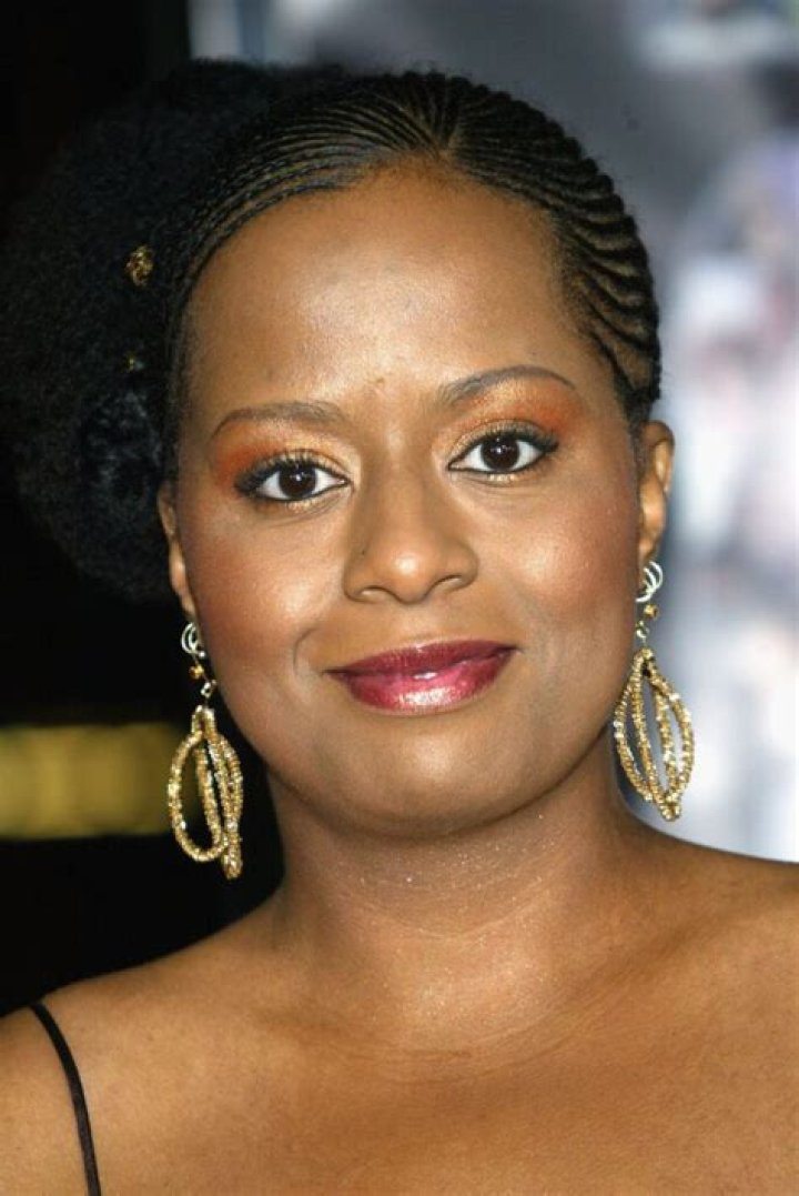Tempestt Bledsoe Biography, Age, Height, Husband, Net Worth, Family