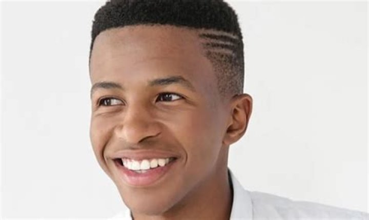 Thapelo Phora Biography, Age, Height, Wife, Net Worth, Family