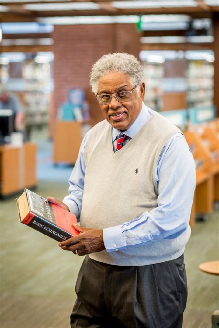 Thomas Sowell Biography, Age, Height, Husband, Net Worth, Family