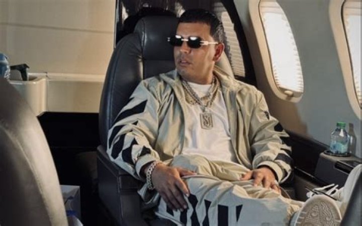 Tito El Bambino Biography, Age, Height, Wife, Net Worth, Family